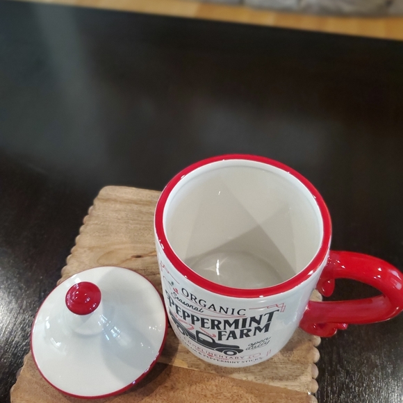 Peppermint Farm Holiday Mug-NWT - Picture 5 of 7